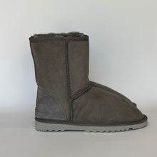Load image into Gallery viewer, CLASSIC SHORT UGG BOOTS FOR WOMEN