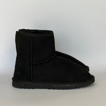 Load image into Gallery viewer, CLASSIC MINI UGG BOOTS FOR MEN