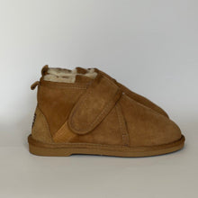 Load image into Gallery viewer, ARGLE VELCRO ANKLE SLIPPER