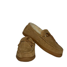 Load image into Gallery viewer, OUTBACK SHEEPSKIN MOCCASINS