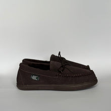 Load image into Gallery viewer, OUTBACK SHEEPSKIN MOCCASINS