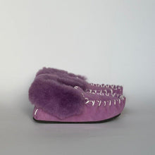 Load image into Gallery viewer, KIDS SHEEPSKIN MOCCASINS
