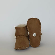 Load image into Gallery viewer, BABY BOOTIES WITH VELCRO