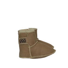 Load image into Gallery viewer, BABY BOOTIES WITH VELCRO