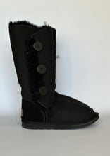 Load image into Gallery viewer, THREE BUTTON BOOTS