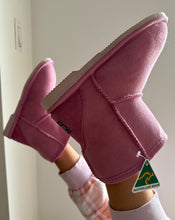 Load image into Gallery viewer, KIDS MINI UGG BOOTS