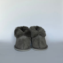 Load image into Gallery viewer, PRINCESS SLIPPERS