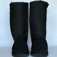 Load image into Gallery viewer, CLASSIC TALL LACE-UP UGG BOOT