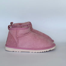 Load image into Gallery viewer, CLASSIC ULTRA MINI UGG BOOTS