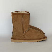 Load image into Gallery viewer, CLASSIC SHORT UGG BOOTS FOR WOMEN
