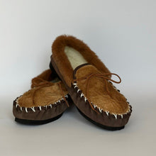 Load image into Gallery viewer, KANGAROO FUR MOCCASINS
