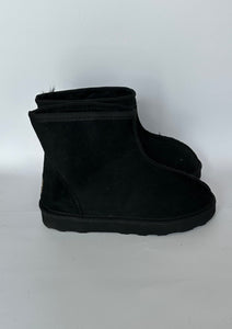 SHORT ANKLE UGG BOOTS