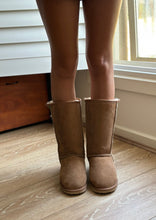 Load image into Gallery viewer, CLASSIC TALL LACE-UP UGG BOOT
