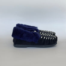 Load image into Gallery viewer, SHEEPSKIN THICK SOLE  MOCCASINS - UNISEX
